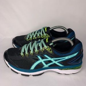Asics GT- 2000 4 Running trainers